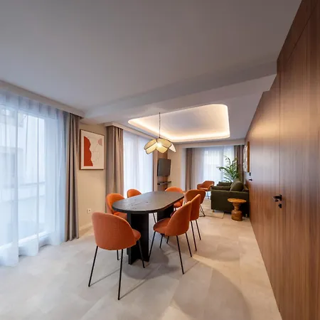 Turisticos De Centro Nf * סוריה