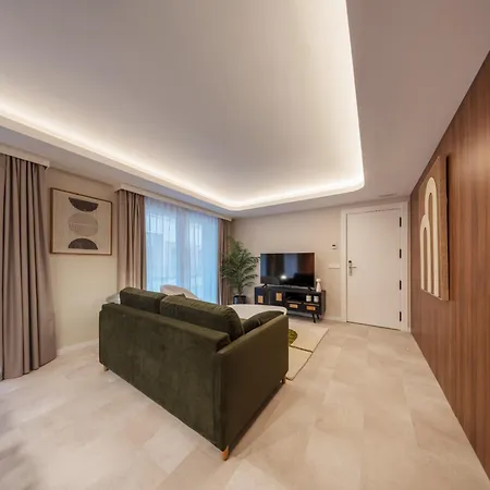 Turisticos De Centro Nf סוריה